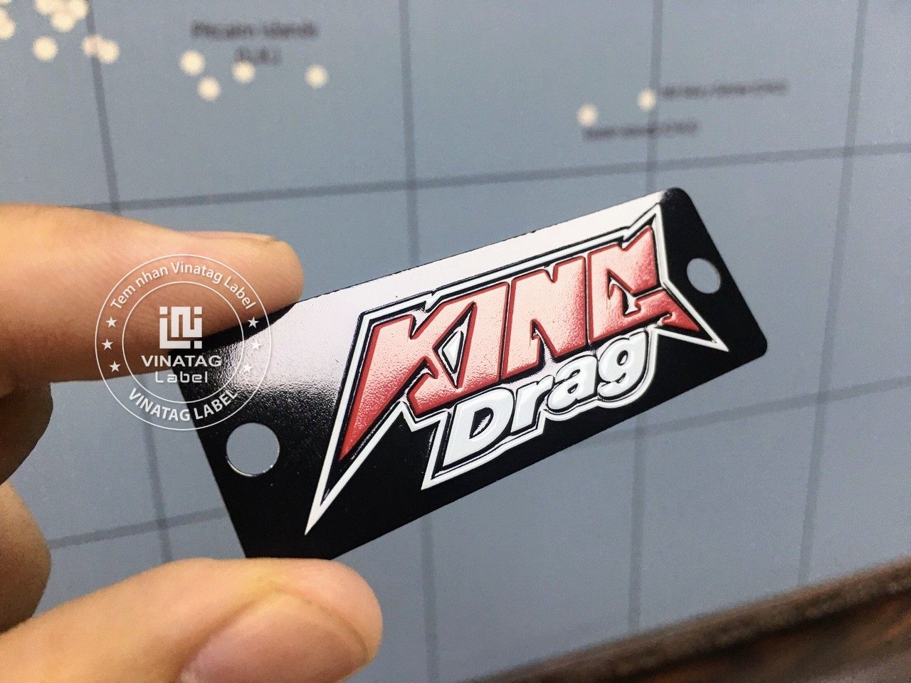 Mẫu Tem Dán Xe – Thiết Kế Đẹp, Bền Màu, Chống do Vinatag gia công 12